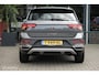 Volkswagen T-Roc 1.5 TSI Life Business | Virtual Dash | Facelift | IQ Light | Sfeerverlichting | ACC | DAB+ | Sportstoel | CarPlay | Stoelverwarming