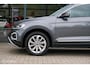 Volkswagen T-Roc 1.5 TSI Life Business | Virtual Dash | Facelift | IQ Light | Sfeerverlichting | ACC | DAB+ | Sportstoel | CarPlay | Stoelverwarming