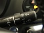 Toyota Yaris 1.5 Hybrid Trend - ORIGINEEL NEDERLANDSE AUTO - CAMERA - BLUETOOTH TELEFOONVOORBEREIDING - CRUISE CONTROL - CLIMATE CONTROL - NAVIGATIE - LICHTMETALEN VELGEN 15 INCH - MULTIFUNCTIONEEL STUURWIEL