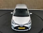 Toyota Yaris 1.5 Hybrid Trend - ORIGINEEL NEDERLANDSE AUTO - CAMERA - BLUETOOTH TELEFOONVOORBEREIDING - CRUISE CONTROL - CLIMATE CONTROL - NAVIGATIE - LICHTMETALEN VELGEN 15 INCH - MULTIFUNCTIONEEL STUURWIEL