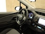 Toyota Yaris 1.5 Hybrid Trend - ORIGINEEL NEDERLANDSE AUTO - CAMERA - BLUETOOTH TELEFOONVOORBEREIDING - CRUISE CONTROL - CLIMATE CONTROL - NAVIGATIE - LICHTMETALEN VELGEN 15 INCH - MULTIFUNCTIONEEL STUURWIEL