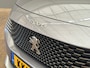 Peugeot 3008 1.2 PureTech GT Stoelverwarming | Camera | Leder/Stof | Adaptieve Cruise | Climate | Carplay | 18" Lichtmetaal | Achteruitrijcamera | Anti Blokkeer Systeem | Apple Carplay/Android Auto|telefoonintegratie premium
