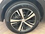 Peugeot 3008 1.2 PureTech GT Stoelverwarming | Camera | Leder/Stof | Adaptieve Cruise | Climate | Carplay | 18" Lichtmetaal | Achteruitrijcamera | Anti Blokkeer Systeem | Apple Carplay/Android Auto|telefoonintegratie premium