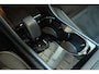 Volvo EX40 Single Motor Plus Black Edition 70 kWh | 95% SOH | 360° Parkeercamera | Stoelverwarming | Stuurwielverwarming | Parkeersensoren voor + achter | Electrische bedienbare voorstoelen | Warmtepomp | Google Infotainment | 20'' Lichtmetalen velgen
