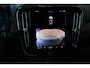Volvo EX40 Single Motor Plus Black Edition 70 kWh | 95% SOH | 360° Parkeercamera | Stoelverwarming | Stuurwielverwarming | Parkeersensoren voor + achter | Electrische bedienbare voorstoelen | Warmtepomp | Google Infotainment | 20'' Lichtmetalen velgen