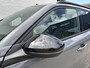 Peugeot 2008 1.2 Hybrid 145 PK Allure | Automaat Hybride | BOUWJAAR 2026 DEMO MET €6.000 VOORDEEL | 360 Graden Camera | Dode Hoek Detectie | Parkeersensoren V+A | Hoge Zitpositie | Climate Control | Stoelverwarming | Navigatie via Telefoon | Dakrails | Cruise Control | Apple Carplay & Android Auto draadloos | LED Verlichting | 17" Lichtmetalen Velgen |