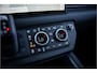 Land Rover Defender 110 P300e 110 X-Dynamic HSE ** HUD ** Trekhaak ** Panodak ** Koelbox Elektrisch rijbereik tot 55km (WLTP)