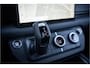 Land Rover Defender 110 P300e 110 X-Dynamic HSE ** HUD ** Trekhaak ** Panodak ** Koelbox Elektrisch rijbereik tot 55km (WLTP)