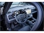 Land Rover Defender 110 P300e 110 X-Dynamic HSE ** HUD ** Trekhaak ** Panodak ** Koelbox Elektrisch rijbereik tot 55km (WLTP)
