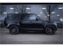 Land Rover Defender 110 P300e 110 X-Dynamic HSE ** HUD ** Trekhaak ** Panodak ** Koelbox Elektrisch rijbereik tot 55km (WLTP)