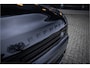 Land Rover Defender 110 P300e 110 X-Dynamic HSE ** HUD ** Trekhaak ** Panodak ** Koelbox Elektrisch rijbereik tot 55km (WLTP)