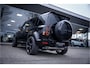 Land Rover Defender 110 P300e 110 X-Dynamic HSE ** HUD ** Trekhaak ** Panodak ** Koelbox Elektrisch rijbereik tot 55km (WLTP)