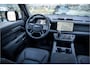 Land Rover Defender 110 P300e 110 X-Dynamic HSE ** HUD ** Trekhaak ** Panodak ** Koelbox Elektrisch rijbereik tot 55km (WLTP)