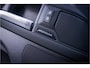 Land Rover Defender 110 P300e 110 X-Dynamic HSE ** HUD ** Trekhaak ** Panodak ** Koelbox Elektrisch rijbereik tot 55km (WLTP)
