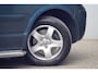 Volkswagen Transporter Multivan 3.2 V6 Highline / NL-Auto / 2e Eig. / Xenon / Trekhaak / Schuifdak / Alcantara / Navi / Stoelverw.