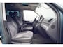 Volkswagen Transporter Multivan 3.2 V6 Highline / NL-Auto / 2e Eig. / Xenon / Trekhaak / Schuifdak / Alcantara / Navi / Stoelverw.