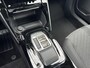 Peugeot 2008 1.2 Hybrid 145 PK Allure | Automaat Hybride | BOUWJAAR 2026 DEMO MET €6.000 VOORDEEL | 360 Graden Camera | Dode Hoek Detectie | Parkeersensoren V+A | Hoge Zitpositie | Climate Control | Stoelverwarming | Navigatie via Telefoon | Dakrails | Cruise Control | Apple Carplay & Android Auto draadloos | LED Verlichting | 17" Lichtmetalen Velgen |