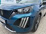 Peugeot 2008 1.2 Hybrid 145 PK Allure | Automaat Hybride | BOUWJAAR 2026 DEMO MET €6.000 VOORDEEL | 360 Graden Camera | Dode Hoek Detectie | Parkeersensoren V+A | Hoge Zitpositie | Climate Control | Stoelverwarming | Navigatie via Telefoon | Dakrails | Cruise Control | Apple Carplay & Android Auto draadloos | LED Verlichting | 17" Lichtmetalen Velgen |