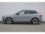 Volvo XC60 T8 455PK Automaat hybrid AWD Ultra Black Edition Luchtvering/ Semi-elektrisch inklapbare trekhaak/ Stoelverwarming voor en achter/ Stuurverwarming/ Harman Kardon Audio/