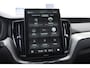 Volvo XC60 T8 455PK Automaat hybrid AWD Ultra Black Edition Luchtvering/ Semi-elektrisch inklapbare trekhaak/ Stoelverwarming voor en achter/ Stuurverwarming/ Harman Kardon Audio/