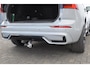 Volvo XC60 T8 455PK Automaat hybrid AWD Ultra Black Edition Luchtvering/ Semi-elektrisch inklapbare trekhaak/ Stoelverwarming voor en achter/ Stuurverwarming/ Harman Kardon Audio/