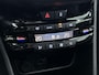Peugeot 2008 1.2 PureTech Allure | Trekhaak | Glazendak | Navigatie | Camera | Cruise Control | 16"LMV | Leder | Stoelverwarming |