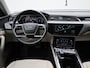Audi Q8 e-tron 55 Quattro Advanced 408 PK | Navigatie | Adaptive cruise control | Apple Carplay | Android Auto | Camera | Stoelverwarming | Climate Control | Lichtmetalen Velgen |