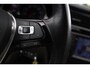 Volkswagen Golf 1.2 TSI Highline NL auto 1e eigenaar nieuw door ons geleverd en onderhouden camera navigatie pdc voor en achter 17" LMV mf stuurwiel bluetooth etc.