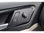 Volkswagen Golf 1.2 TSI Highline NL auto 1e eigenaar nieuw door ons geleverd en onderhouden camera navigatie pdc voor en achter 17" LMV mf stuurwiel bluetooth etc.