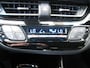 Toyota C-HR / C-HR+ 1.8 Hybrid Bi-Tone - Stoel- & Stuurverwarming -