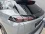 Peugeot 2008 1.2 Hybrid 145 PK GT | Automaat Hybride | BOUWJAAR 2026 DEMO MET €7.000 VOORDEEL | 360 Graden Camera | Dode Hoek Detectie | Parkeersensoren V+A | Full LED Verlichting | Zwart Dak | Hoge Zitpositie | Climate Control | Navigatie | Dakrails | Adaptieve Cruise Control | Apple Carplay & Android Auto draadloos | 18" Lichtmetalen Velgen |