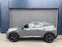 Peugeot 2008 1.2 Hybrid 145 PK GT | Automaat Hybride | BOUWJAAR 2026 DEMO MET €7.000 VOORDEEL | 360 Graden Camera | Dode Hoek Detectie | Parkeersensoren V+A | Full LED Verlichting | Zwart Dak | Hoge Zitpositie | Climate Control | Navigatie | Dakrails | Adaptieve Cruise Control | Apple Carplay & Android Auto draadloos | 18" Lichtmetalen Velgen |