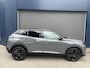 Peugeot 2008 1.2 Hybrid 145 PK GT | Automaat Hybride | BOUWJAAR 2026 DEMO MET €7.000 VOORDEEL | 360 Graden Camera | Dode Hoek Detectie | Parkeersensoren V+A | Full LED Verlichting | Zwart Dak | Hoge Zitpositie | Climate Control | Navigatie | Dakrails | Adaptieve Cruise Control | Apple Carplay & Android Auto draadloos | 18" Lichtmetalen Velgen |