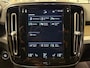 Volvo XC40 2.0 T4 Momentum Pro * Trekhaak / Harman/Kardon / NL auto / Dealer onderhouden *
