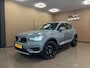 Volvo XC40 2.0 T4 Momentum Pro * Trekhaak / Harman/Kardon / NL auto / Dealer onderhouden *