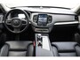 Volvo XC90 T8 455PK Automaat Plug-in hybrid AWD Ultimate Dark / Bowers & Wilkins / Luchtvering / Head Up Display / 360 Camera / Massagestoelen / Gelaagde Zijruiten / Trekhaak /