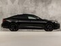 Audi A5 Sportback 40 TFSI quattro S-Line Sport 204Pk Automaat (SCHUIFDAK, 2X S-LINE, BLACK PACK, APPLE CARPLAY, LEDER/ALCANTARA, ELEK SPORTSTOELEN, CAMERA, SFEERVERLICHTING, ADAPTIVE CRUISE, STOELVERWARMING, MASSAGE, NIEUWSTAAT)