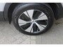 Volvo XC40 B3 177pk Automaat Plus Dark Google infotainment / Elektrisch verstelbare voorstoelen met geheugen voor de bestuurdersstoel / Stoel en stuurwielverwarming/ Harman Kardon Audio