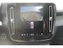 Volvo XC40 B3 177pk Automaat Plus Dark Google infotainment / Elektrisch verstelbare voorstoelen met geheugen voor de bestuurdersstoel / Stoel en stuurwielverwarming/ Harman Kardon Audio