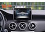Mercedes-Benz A-klasse 200 AMG | PDC | ECC | LED | Halfleer | Camera | Stoelverw. | Cruise |