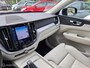 Volvo XC60 2.0 B5 MOMENTUM EXCLUSIVE