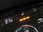 Skoda Karoq 1.5 TSI ACT Style DSG | sportstoelen | groot nav | voorruitverwarming | stoelverwarming | elektrische stoel + geheugen | camera | adaptive cruise