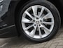 Skoda Karoq 1.5 TSI ACT Style DSG | sportstoelen | groot nav | voorruitverwarming | stoelverwarming | elektrische stoel + geheugen | camera | adaptive cruise