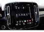 Volvo XC40 1.5 T2 R-Design | Apple Carplay & Android Auto | Audio installatie | Bandenspanningscontrolesysteem | Bluetooth telefoonvoorbereiding | Centrale deurvergrendeling met afstandsbediening | Electronic climate controle | lederen/stof bekleding | Navigatiesysteem full map + hard disk
