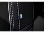 Volvo XC40 1.5 T2 R-Design | Apple Carplay & Android Auto | Audio installatie | Bandenspanningscontrolesysteem | Bluetooth telefoonvoorbereiding | Centrale deurvergrendeling met afstandsbediening | Electronic climate controle | lederen/stof bekleding | Navigatiesysteem full map + hard disk