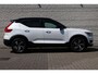 Volvo XC40 1.5 T2 R-Design | Apple Carplay & Android Auto | Audio installatie | Bandenspanningscontrolesysteem | Bluetooth telefoonvoorbereiding | Centrale deurvergrendeling met afstandsbediening | Electronic climate controle | lederen/stof bekleding | Navigatiesysteem full map + hard disk