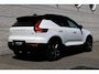 Volvo XC40 1.5 T2 R-Design | Apple Carplay & Android Auto | Audio installatie | Bandenspanningscontrolesysteem | Bluetooth telefoonvoorbereiding | Centrale deurvergrendeling met afstandsbediening | Electronic climate controle | lederen/stof bekleding | Navigatiesysteem full map + hard disk