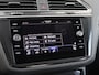 Volkswagen Tiguan 1.5 TSI 150 pk DSG R-Line | Panorama Dak | Trekhaak | Harman Kardon | LED Matrix | Black Style | Keyless | Camera |
