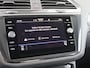 Volkswagen Tiguan 1.5 TSI 150 pk DSG R-Line | Panorama Dak | Trekhaak | Harman Kardon | LED Matrix | Black Style | Keyless | Camera |