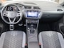 Volkswagen Tiguan 1.5 TSI 150 pk DSG R-Line | Panorama Dak | Trekhaak | Harman Kardon | LED Matrix | Black Style | Keyless | Camera |